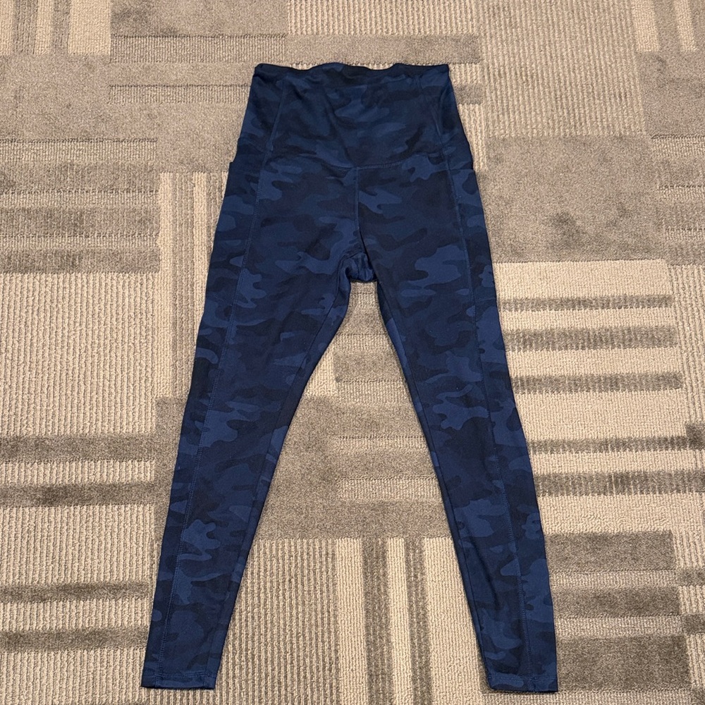 Danskin Blue Camo Leggings